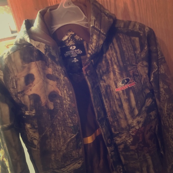 mossy oak bomber jacket
